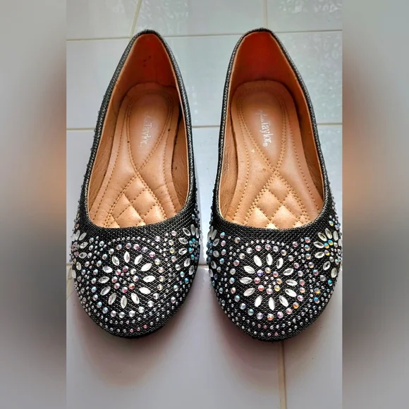 Sofia Taylor black Rhinestone flat slip on shoes size 9M. - Picture 1 of 5